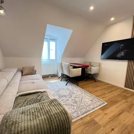 Home-3